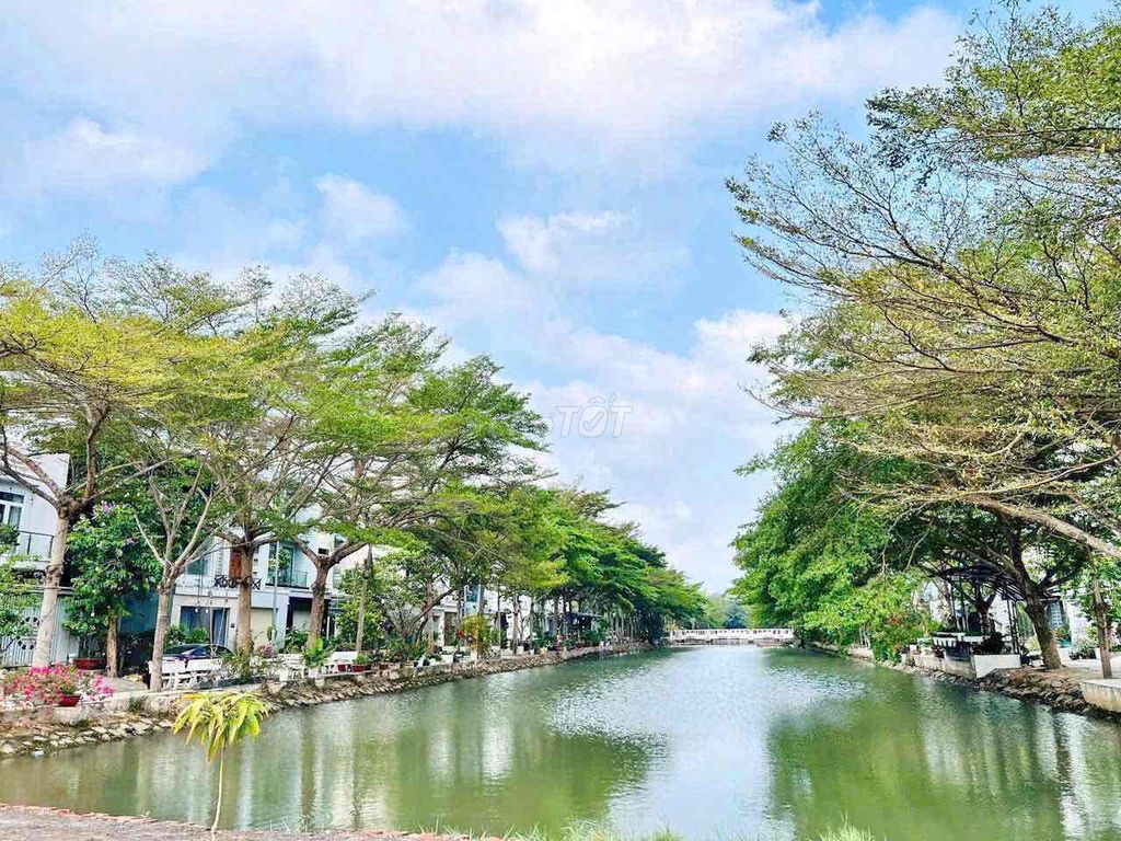 12tỷ nhà view sông,ngay cạnh phú mỹ hưng Quận 7