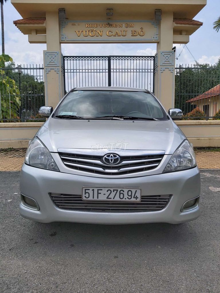 0913819136 - Bán xe toyota inova v tự động 2010 còn mới