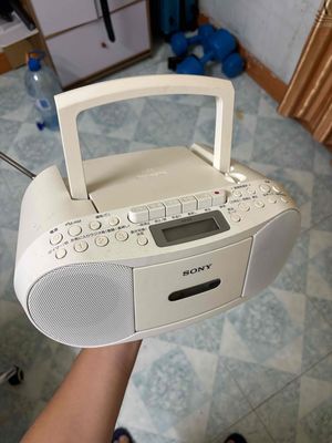 ít dùng nên mình cần bán máy cassette Sony CFD-S70. Mua bán Tivi, Âm thanh tại Quận Sơn Trà Đà Nẵng được đăng bởi Xuân Lộc