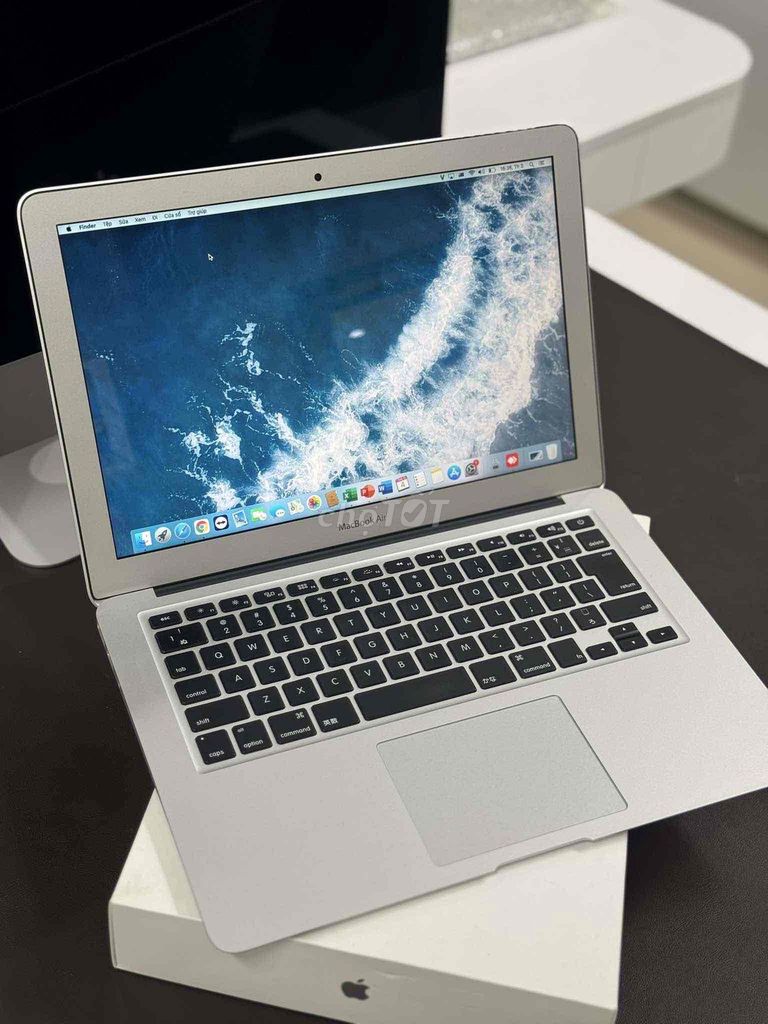 Apple MacBook Air 2017 i5 8GB/128GB. Mua bán Laptop tại Quận Thanh Xuân Hà Nội được đăng bởi Thu Hà hình 1