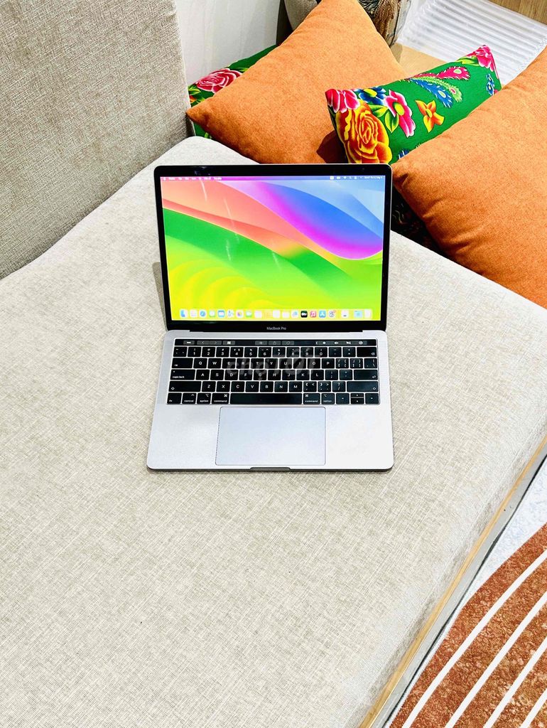 Macbook Pro 2019 US i5/ 16GB/256GB. Mua bán Laptop tại Quận Hồng Bàng Hải Phòng được đăng bởi Trần Mạnh Cường hình 1