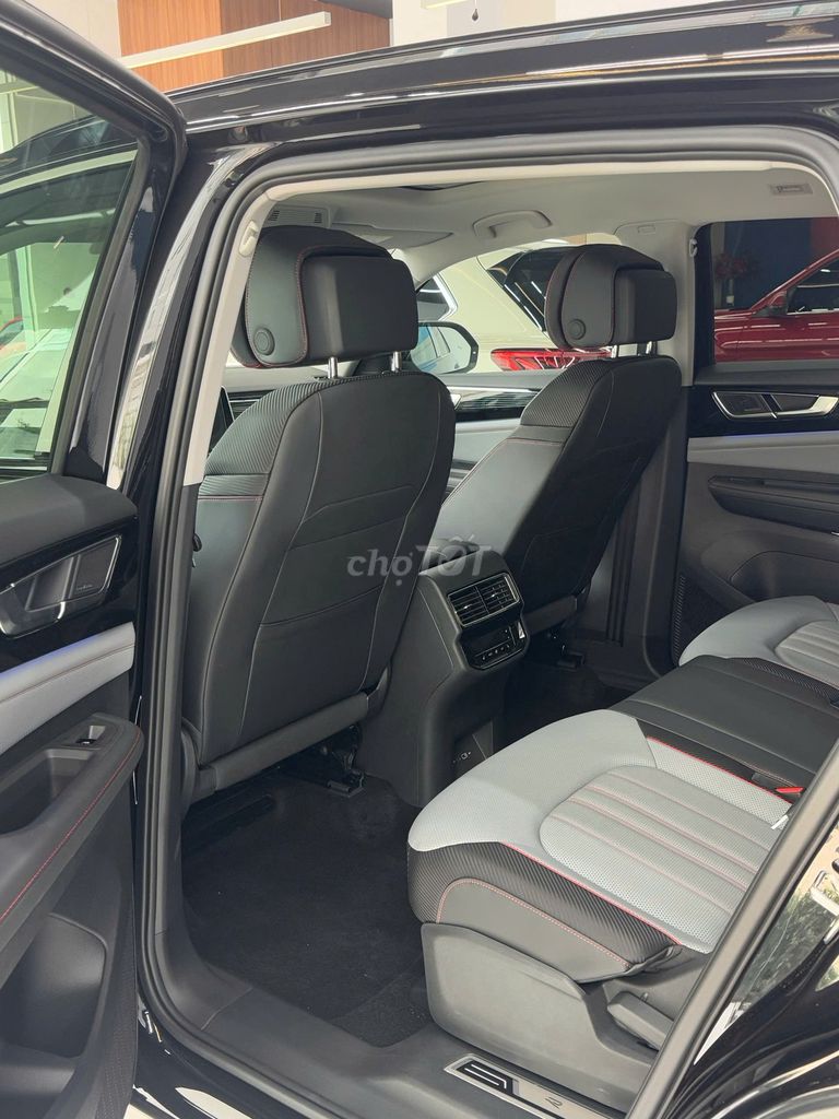 Volkswagen Teramont X 2024 Platinum 2.0 AT. Mua bán Ô tô tại Quận 3 Tp Hồ Chí Minh được đăng bởi Volkswagen Central hình 8