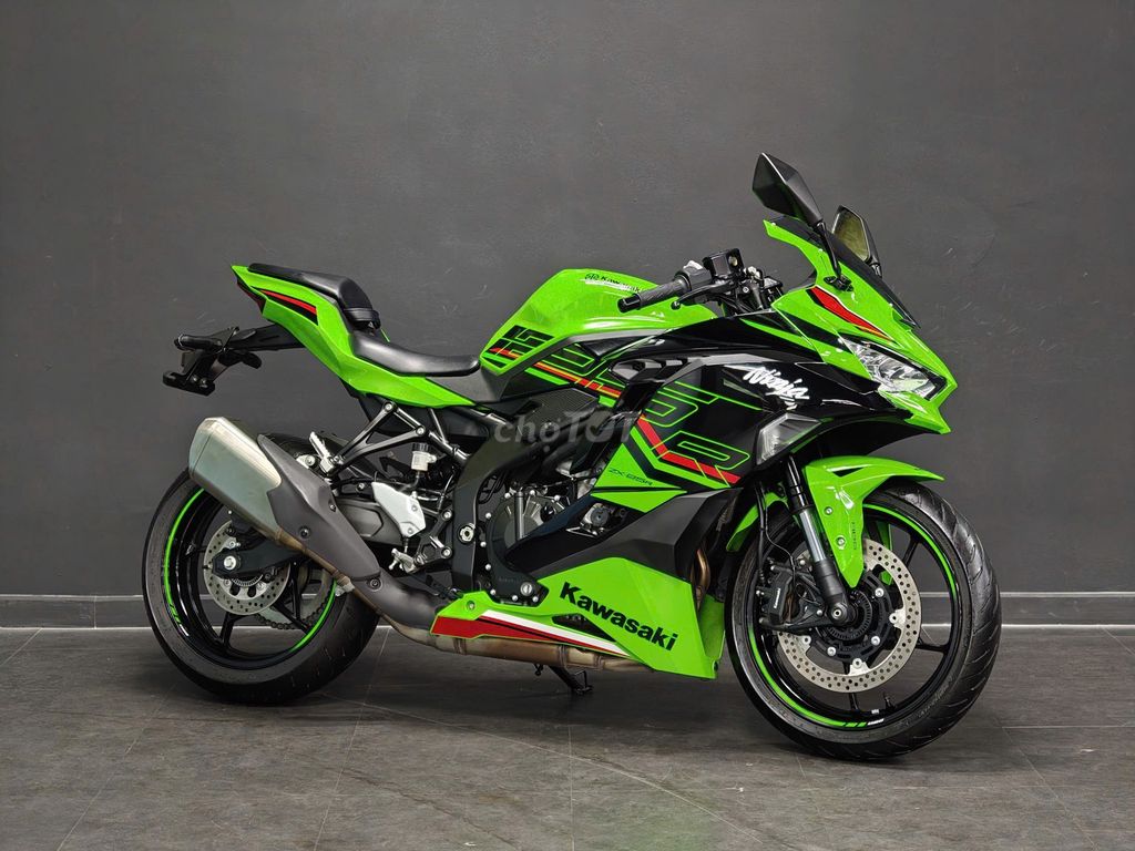 ZX25R ODO 800KM CHƯA ĐĂNG KÍ CÒN BẢO HÀNH 02 NĂM. Mua bán Xe máy tại Quận Tây Hồ Hà Nội được đăng bởi Tu Phamanh hình 1