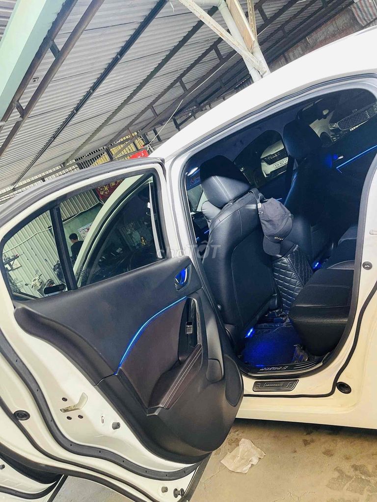 Mazda 3 FL Sedan 10/2027 thắng tự động chính chủ. Mua bán Ô tô tại Quận Tân Phú Tp Hồ Chí Minh được đăng bởi Mr Hải hình 6