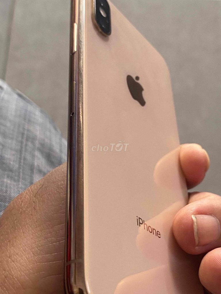 Apple iPhone XS 64GB Vàng. Mua bán Điện thoại tại Quận Tân Phú Tp Hồ Chí Minh được đăng bởi ₫inh ₫ạo hình 1