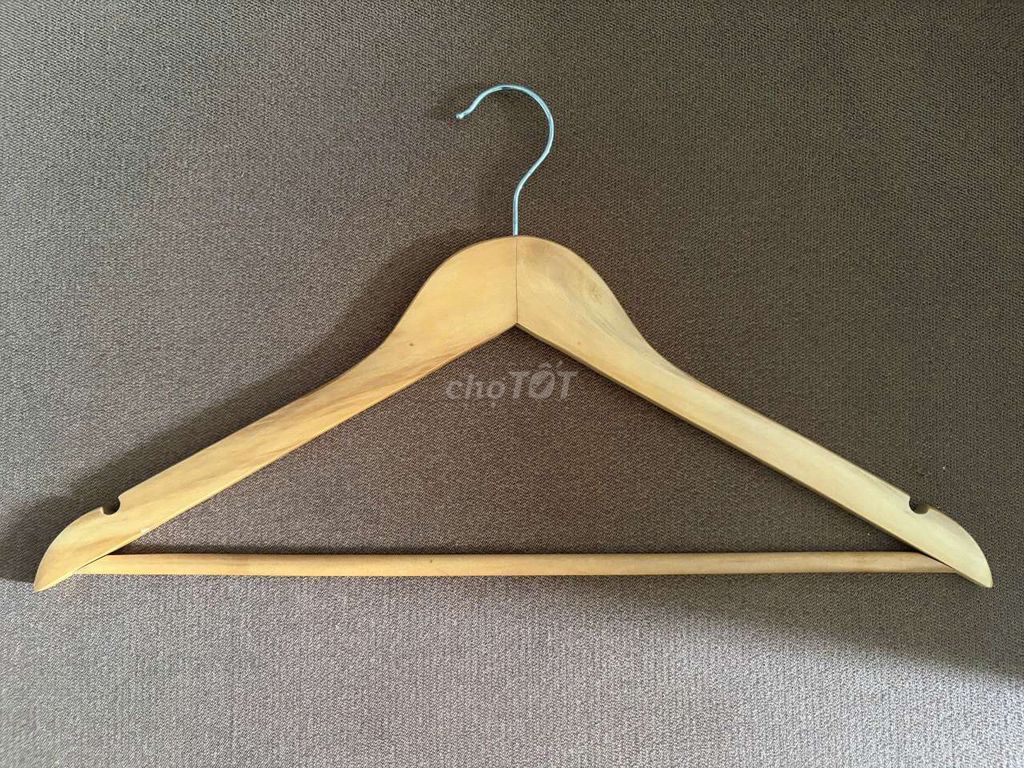 Móc treo quần áo Gỗ Nâu nhạt. Mua bán Nội thất, đồ gia dụng khác tại Quận Gò Vấp Tp Hồ Chí Minh được đăng bởi Mai Thùy Phương hình 1