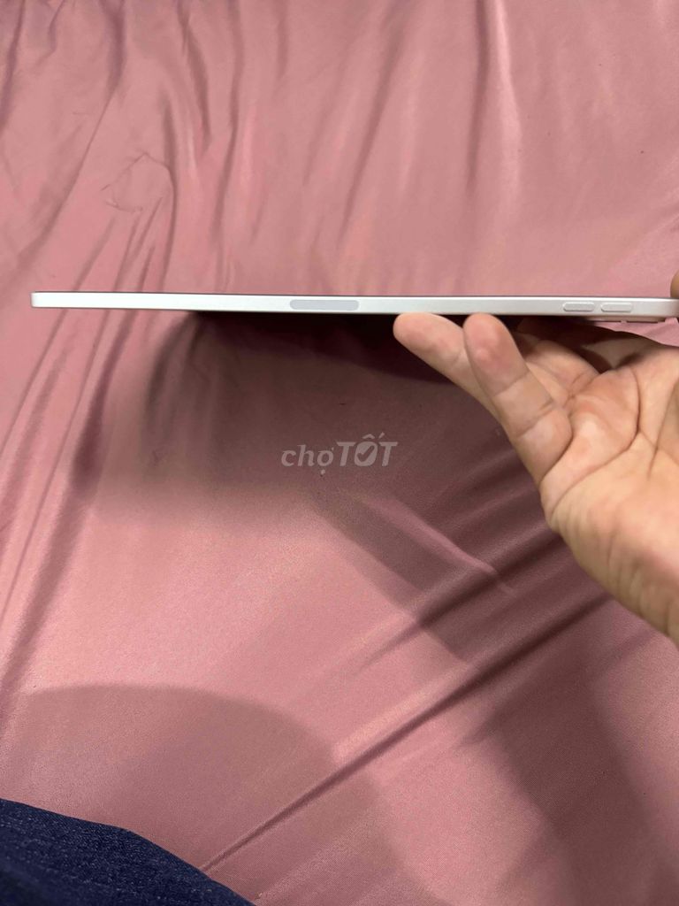 ipad pro 2020 128gb 11inh máy zin đẹp 99% full cn