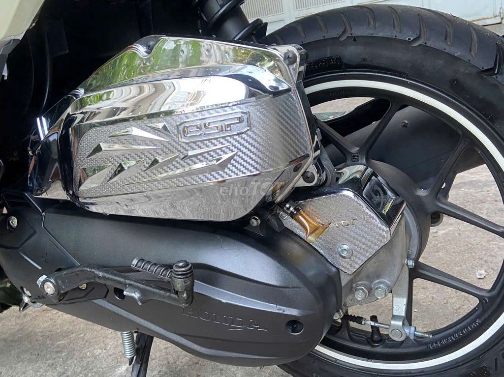 Vario 125 mẫu 2018 xe cọp đi 7000km gl pcx,sh mode. Mua bán Xe máy tại Quận Tân Phú Tp Hồ Chí Minh được đăng bởi phong hình 3