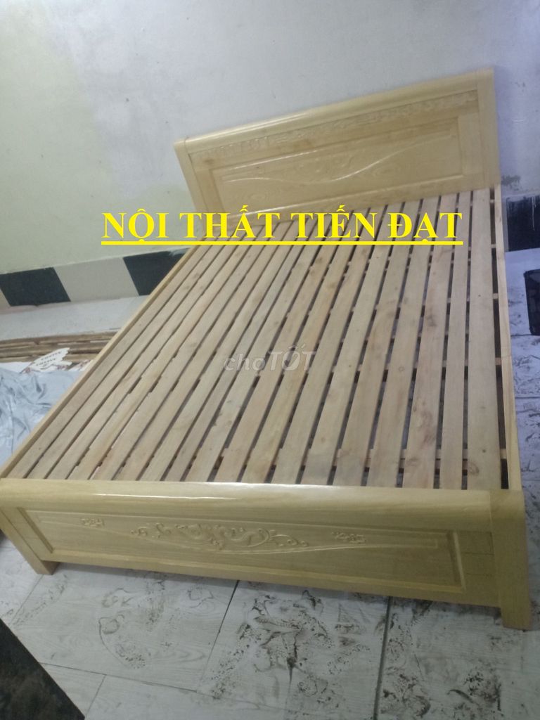 giường gỗ sồi tự nhiên, hình thực tế ráp nhà khách