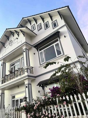 Cần cho thuê căn hộ dịch vụ
