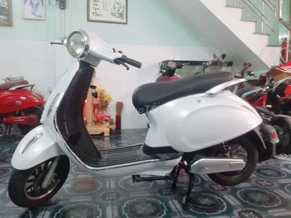 Xe điện VESPA HÃNG DK BÌNH MỚI BH 12 THÁNG