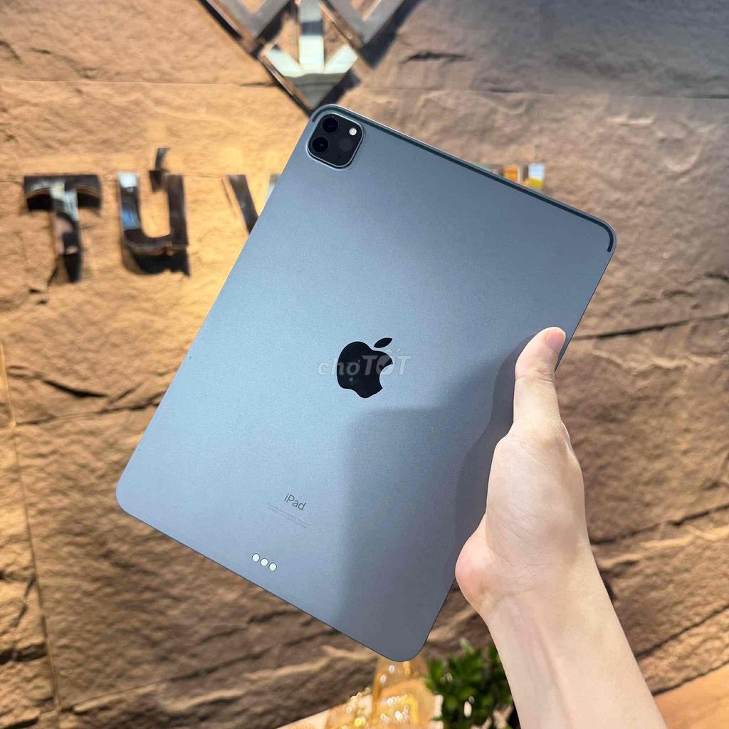 Apple iPad Pro M1 128GB Xám. Mua bán Máy tính bảng tại Quận Cầu Giấy Hà Nội được đăng bởi Phan Văn Đức hình 1