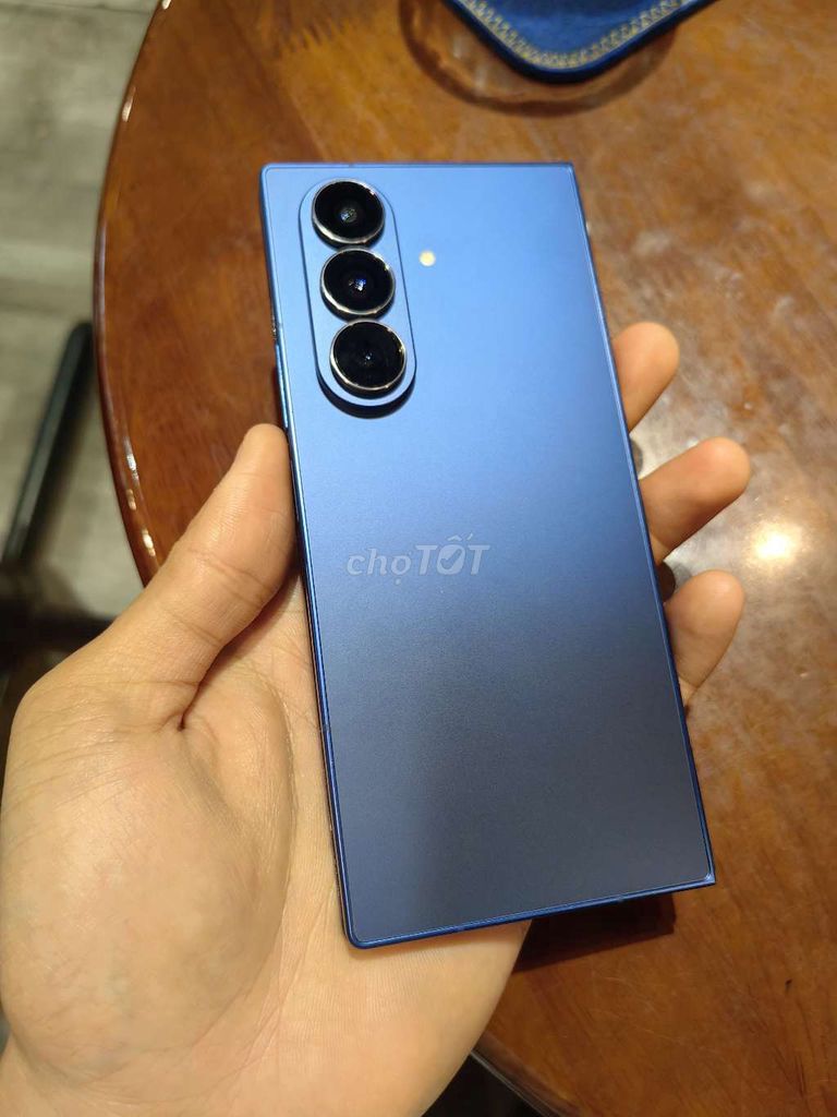 Iphone 17 Pro  256GB Xanh Đã sử dụng. Mua bán Điện thoại tại Thành phố Biên Hòa Đồng Nai được đăng bởi Khánh hình 1