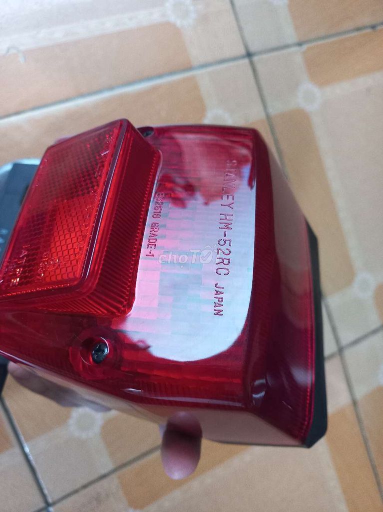 Vô lăng mâm lửa và cụm đèn hậu zin xe Cub. Mua bán Phụ tùng xe tại Quận Hà Đông Hà Nội được đăng bởi Lê Công Tuấn Anh hình 16