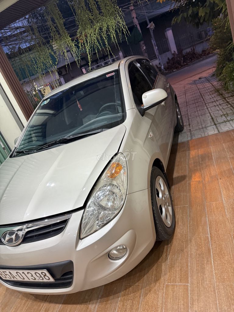 Hyundai i20 2011 1.4 AT - 149000 km. Mua bán Ô tô tại Quận Cái Răng Cần Thơ được đăng bởi Phạm văn trung hình 2