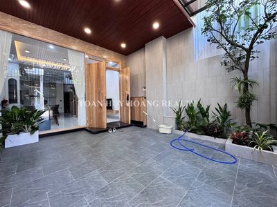 Аренда · 3 комн. · 90 м² · Quận Sơn Trà, ул. Đường Hồ Nghinh