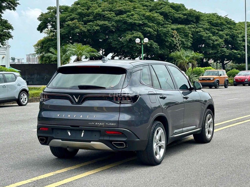 VinFast Lux SA2.0 2019 2.0 AT - 40000 km. Mua bán Ô tô tại Quận Thanh Xuân Hà Nội được đăng bởi Cường Auto 266 hình 7