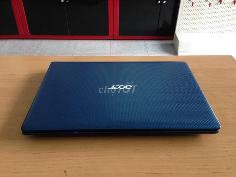 Acer i3 2GB/320GB 14 inch Xanh. Mua bán Laptop tại Thành phố Thủ Dầu Một Bình Dương được đăng bởi Quang hình 1