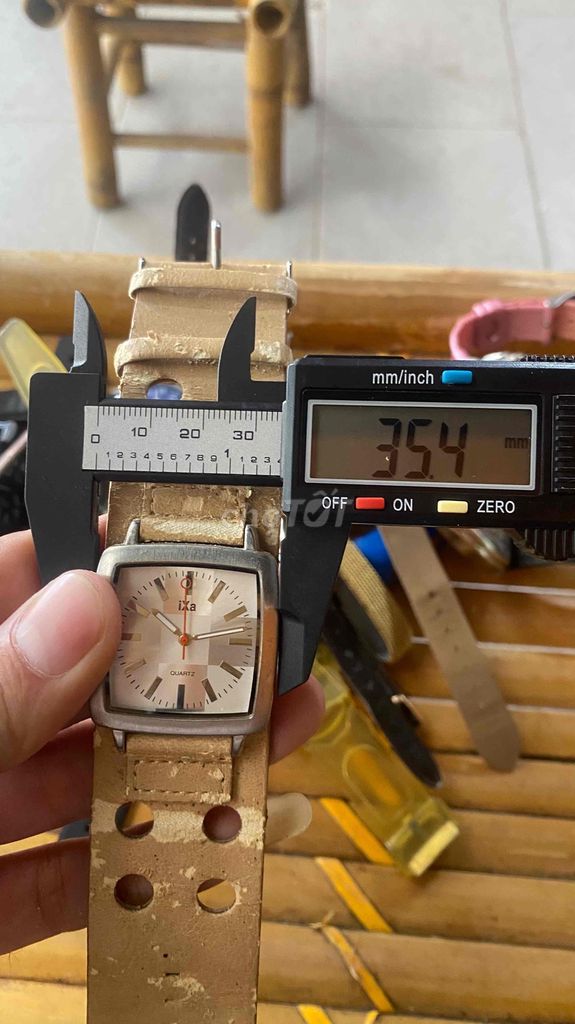 Đồng hồ nhật IXA, dây da bản to, hết pin