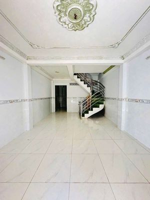 Аренда · 2 комн. · 56 м² · Quận 6, ул. Đường Cư xá Phú Lâm D