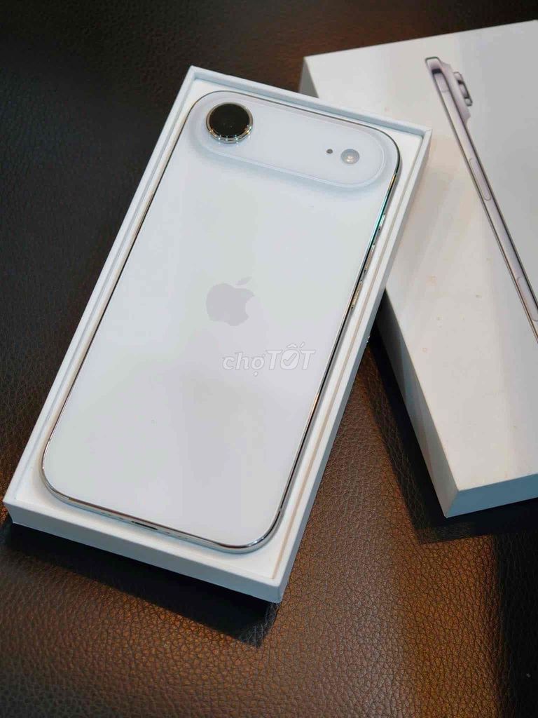 iPhone Air Trắng 29/05/2027. Mua bán Điện thoại tại Quận 12 Tp Hồ Chí Minh được đăng bởi Khánh Minh hình 1