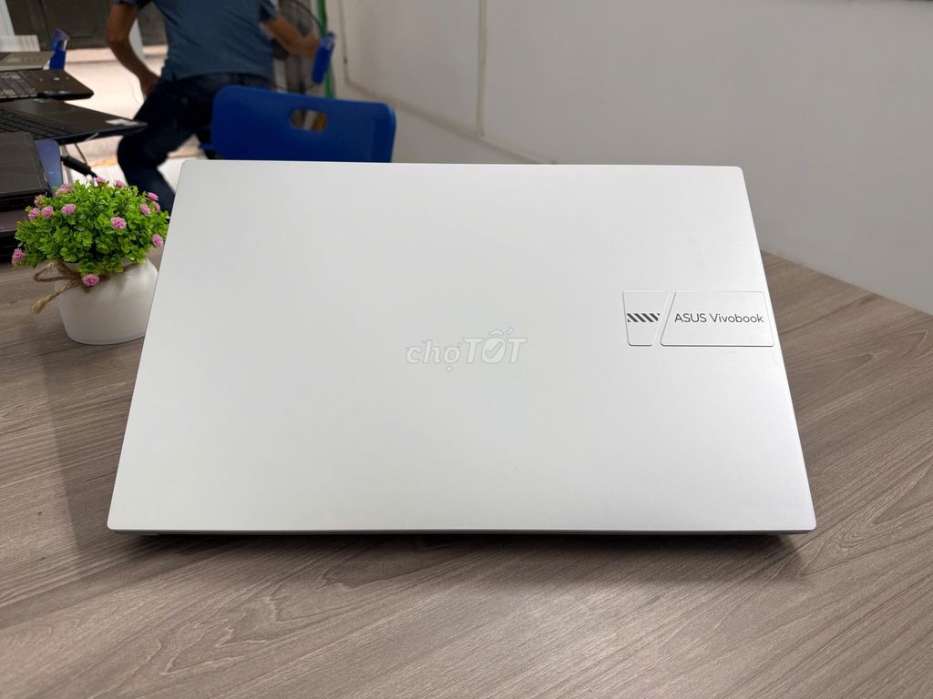 ASUS Vivobook 15 X1504 Core 5-120U|16|512 BHH 2028. Mua bán Laptop tại Quận Thanh Xuân Hà Nội được đăng bởi Kiều Sơn hình 1