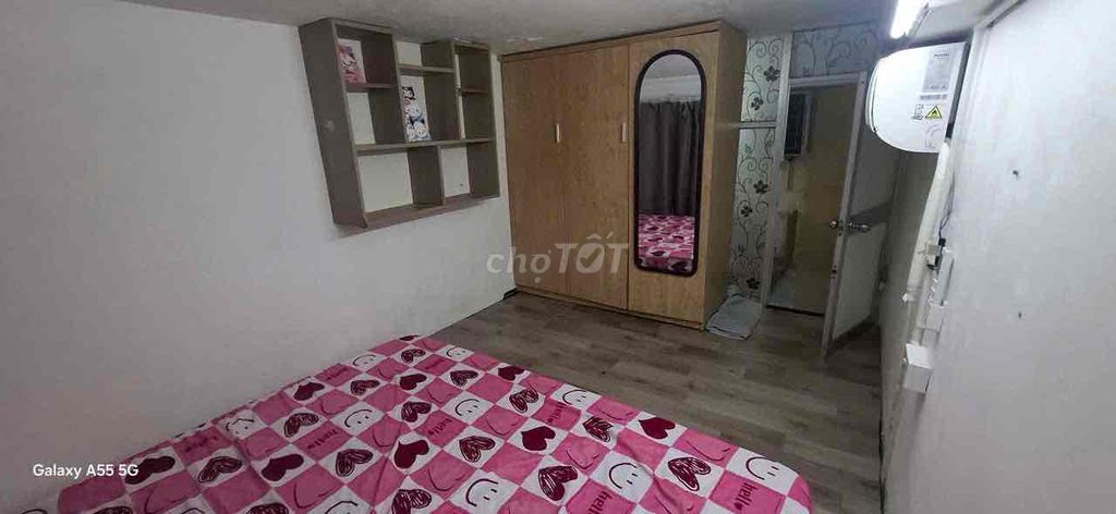 Phan Xích Long giá rẻ 2tr5 full nội thất tolet riêng an ninh tốt