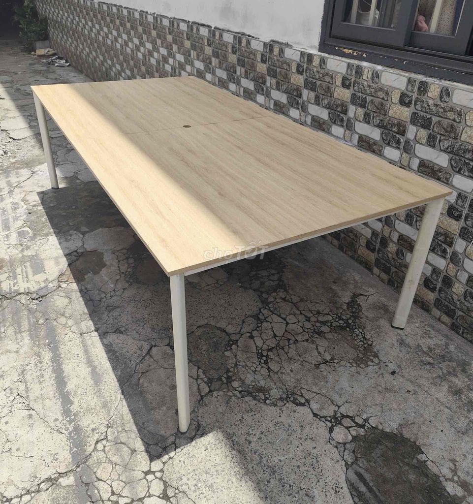 Có 10c bàn làm việc cỡ lớn. Mua bán Bàn ghế tại Quận Gò Vấp Tp Hồ Chí Minh được đăng bởi MY hình 1