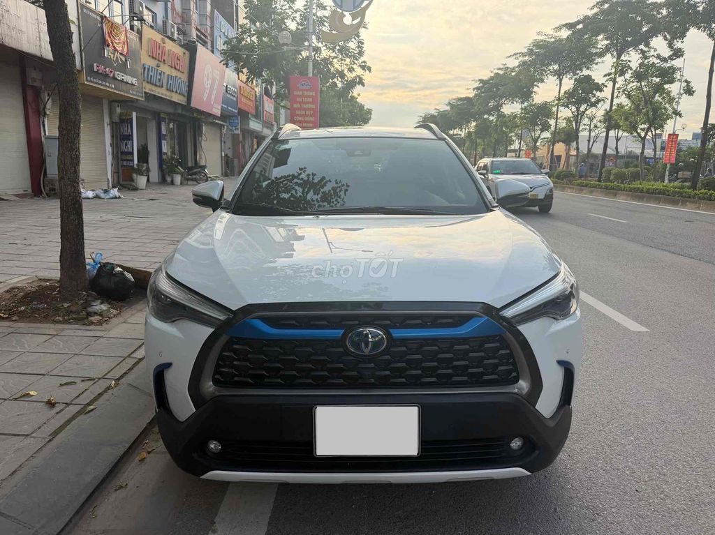 Toyota Corolla Cross 2022 1.8HV - 48000 км