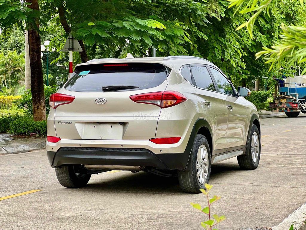 Hyundai Tucson 2.0 AT sản xuất 2019. Mua bán Ô tô tại Quận Hà Đông Hà Nội được đăng bởi A Huan  hình 7