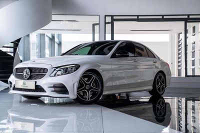 Mercedes Benz C Class 2020 C 300 AMG. Mua bán Ô tô tại Quận Tân Bình Tp Hồ Chí Minh được đăng bởi GREENWAY AUTO