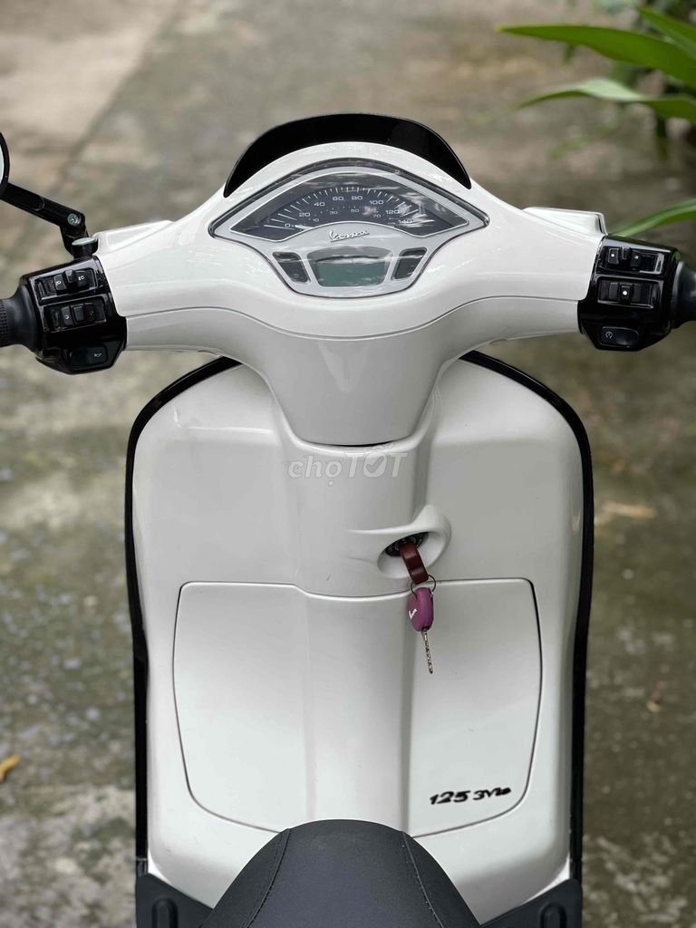 Vespa Sprint 2015 BSTP chính chủ. Mua bán Xe máy tại Thành phố Thủ Đức Tp Hồ Chí Minh được đăng bởi Cửa Hàng Xe NGUYỄN hình 6