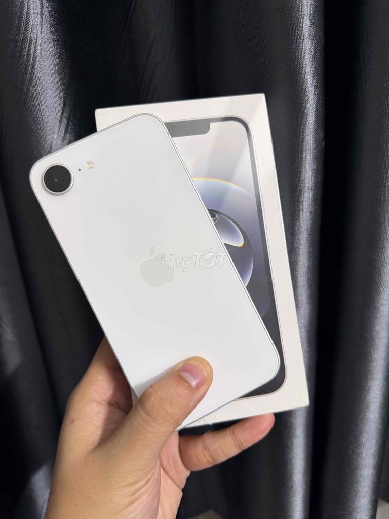 iPhone 16e 128GB Trắng 99.99%. Mua bán Điện thoại tại Quận 8 Tp Hồ Chí Minh được đăng bởi Lương Quốc Quý hình 1