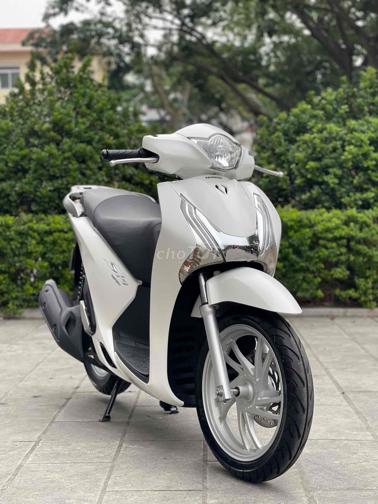 Honda SH 125i 2014 Trắng. Mua bán Xe máy tại Quận Cầu Giấy Hà Nội được đăng bởi Anh Khoa hình 7