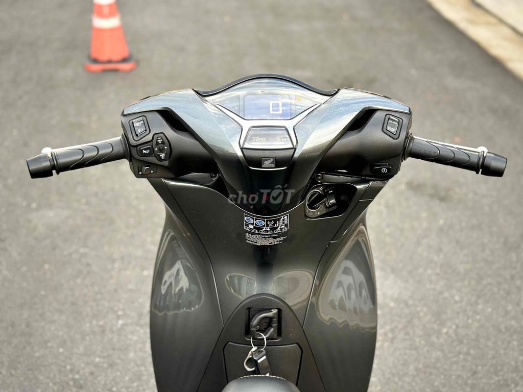 SH 125 ABS 2020 Xám đen siêu Đẹp 😘. Mua bán Xe máy tại Thành phố Vũng Tàu Bà Rịa - Vũng Tàu được đăng bởi Xe Máy Cũ Vũng Tàu 72 hình 5