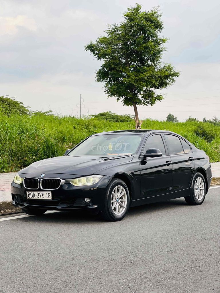 BMW 3 Series model 2013 320i - chất đẹp. Mua bán Ô tô tại Huyện Bình Chánh Tp Hồ Chí Minh được đăng bởi Bi Auto hình 1