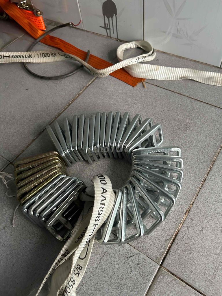 Khóa dây đai Thép đúc Bạc. Mua bán Phụ kiện thời trang khác tại Thành phố Vũng Tàu Bà Rịa - Vũng Tàu được đăng bởi Đinh Hoàng Hân hình 1