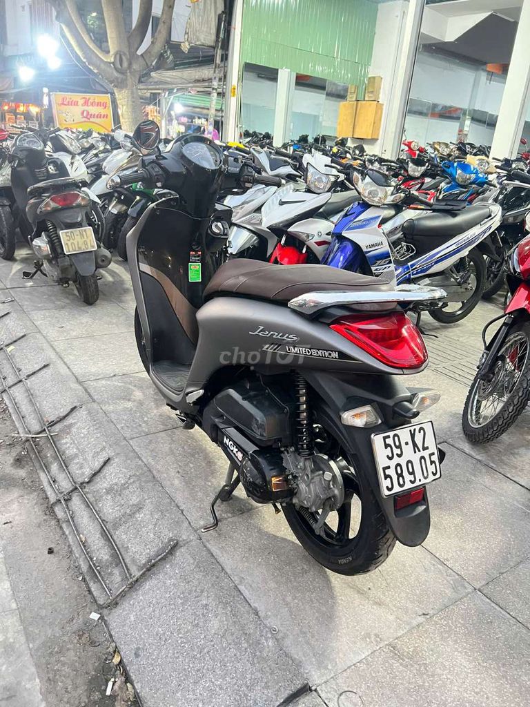 janus khóa smartkey 2020 mới 90% Bstp chính chủ. Mua bán Xe máy tại Quận Tân Phú Tp Hồ Chí Minh được đăng bởi Tuanduy hình 4