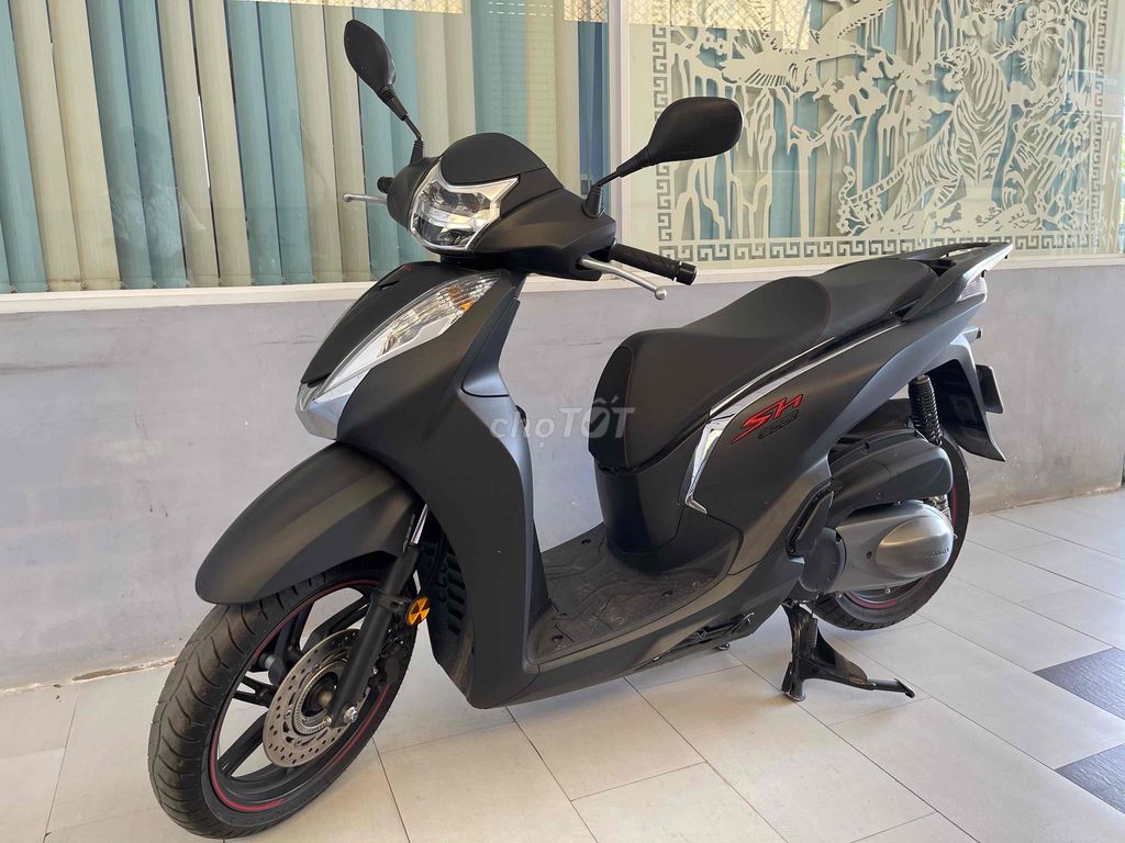 xe SH 300i hết sx. Mua bán Xe máy tại Thành phố Mỹ Tho Tiền Giang được đăng bởi Chuc Ho hình 1