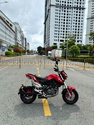 Moto Mini Benelli TNT125