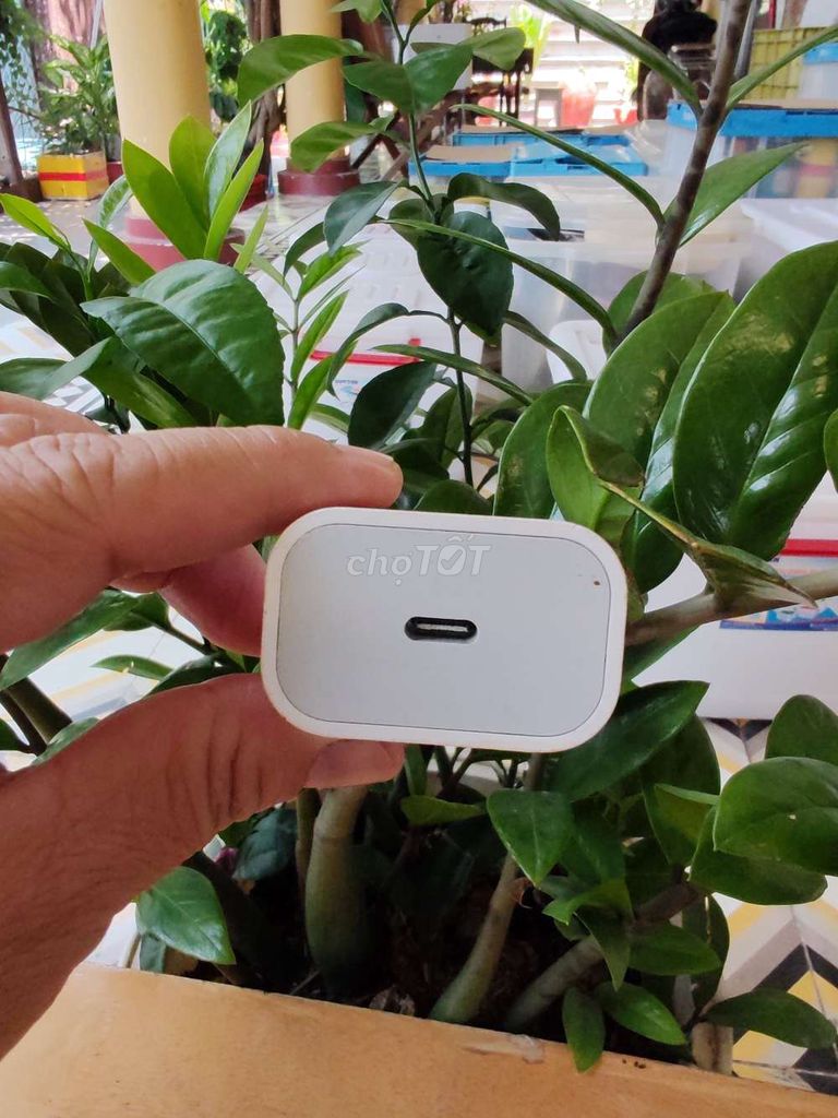 Củ sạc Apple 20W Type C Trắng. Mua bán Phụ kiện (Màn hình, Chuột...) tại Quận 7 Tp Hồ Chí Minh được đăng bởi Vy Vy hình 1