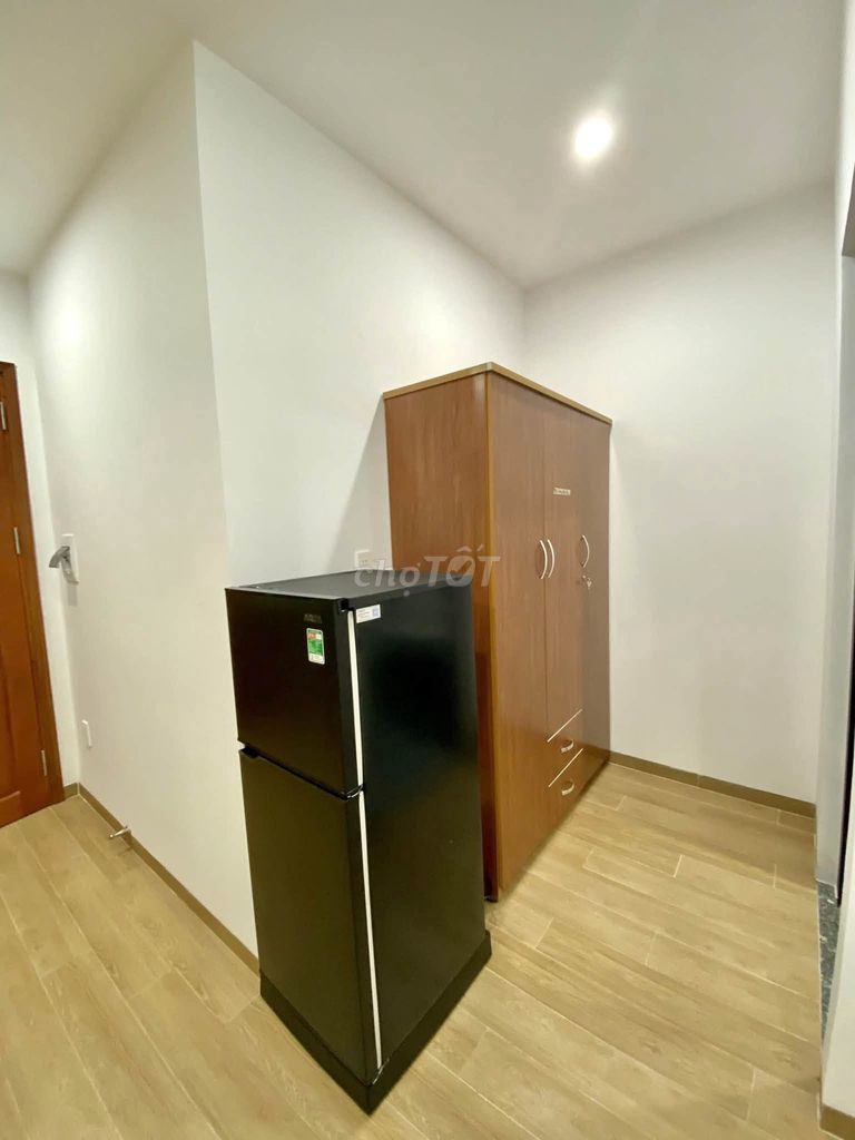 Furnished 1-bedroom unit on Hoài Thanh, ready to move in — photo 4
