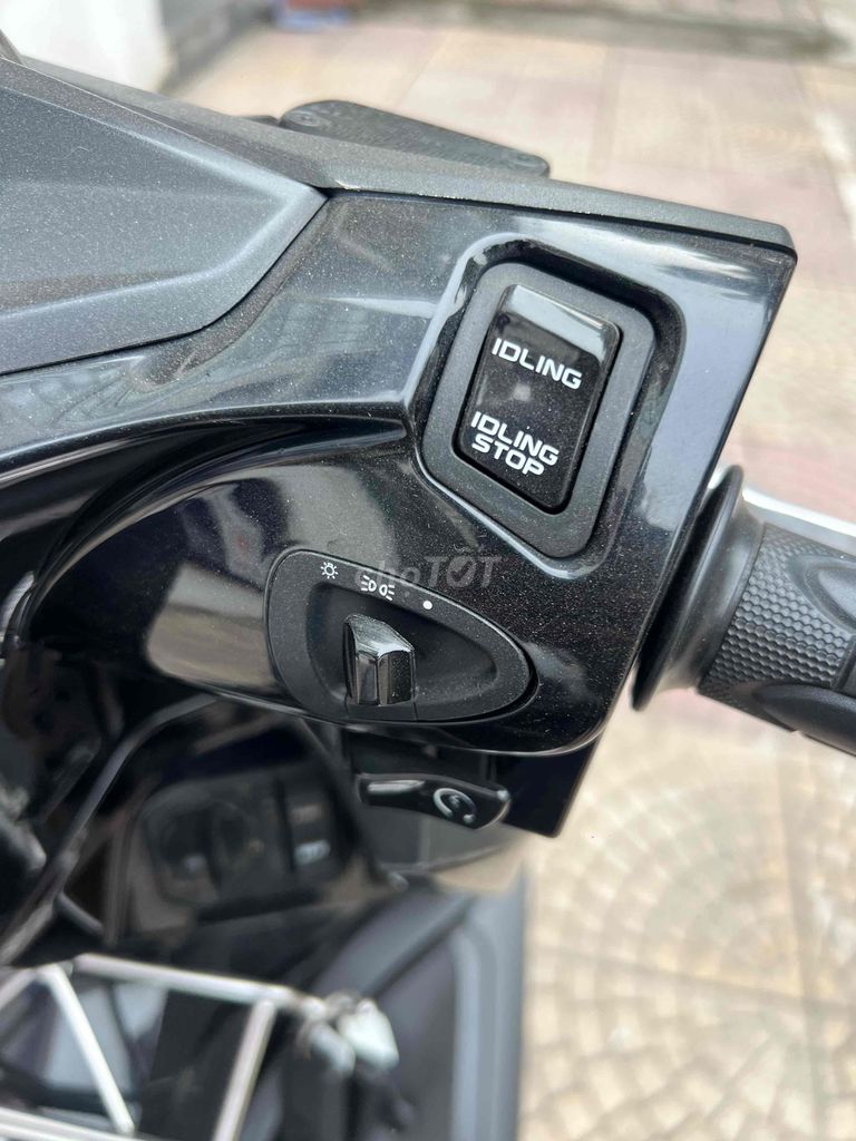 Honda Air Blade 2019 Đen Đã sử dụng. Mua bán Xe máy tại Quận Hà Đông Hà Nội được đăng bởi tung hình 17