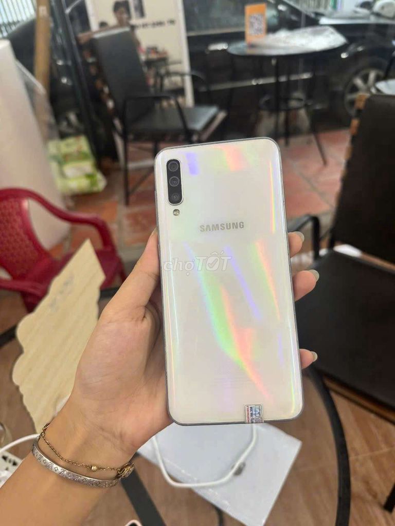 SS a50, 64g, mất vân, sạc nhanh. Mua bán Điện thoại tại Thành phố Thủ Dầu Một Bình Dương được đăng bởi Phước Mobile hình 1