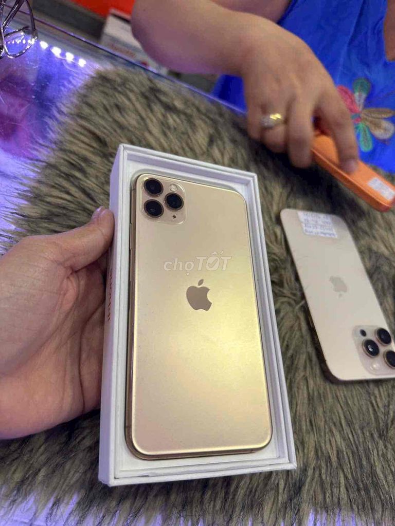 iPhone 11 Pro Max 64GB Vàng. Mua bán Điện thoại tại Quận 3 Tp Hồ Chí Minh được đăng bởi Nam Á Mobile hình 1