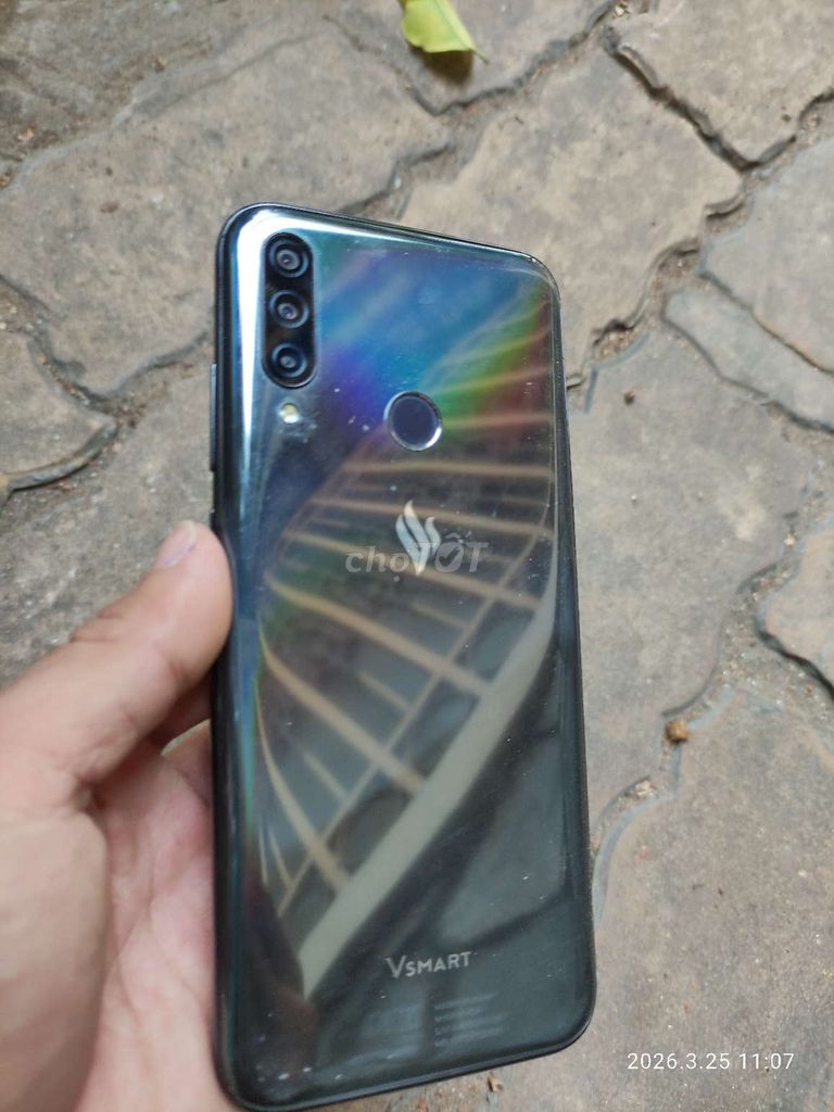 vsmart Joy 3 nứt màn pin chai. Mua bán Điện thoại tại Thành phố Thủ Đức Tp Hồ Chí Minh được đăng bởi Hòo hình 1