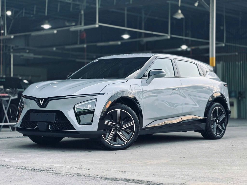 VinFast VF7 ECO | ПЛЮС суперпредложения