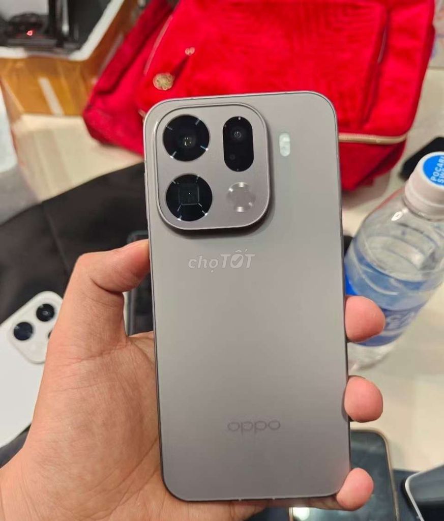 Oppo Find X9 Pro 256GB Xám 99,9% nội địa. Mua bán Điện thoại tại Quận Ngũ Hành Sơn Đà Nẵng được đăng bởi Lê hình 1