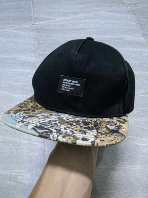 Mũ snapback basic Stussy vintage đen Caps