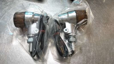 Đèn xi nhan Motor Cafe Racer